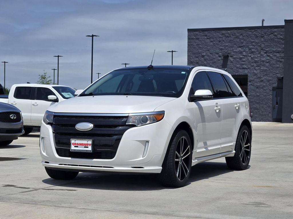 Used 2014 Ford Edge Sport w/ Driver Entry Package FWD image 2