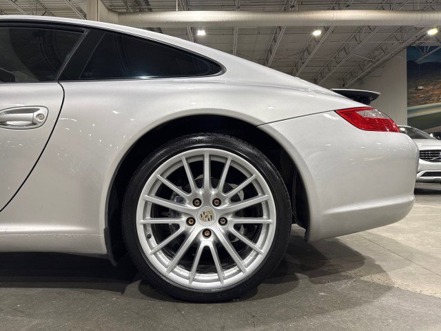 Used 2005 Porsche 911 Carrera image 15