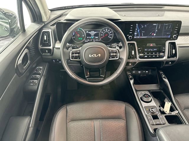 Used 2023 Kia Sorento EX AWD/4WD image 10