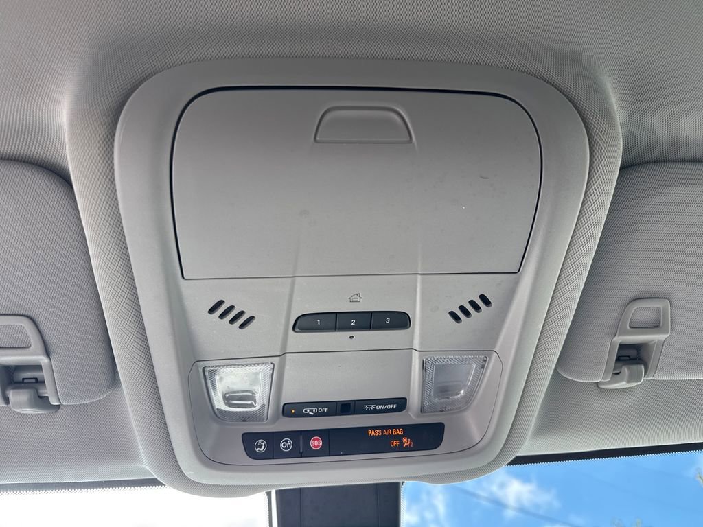 Used 2020 GMC Terrain SLT w/ Preferred Package AWD/4WD image 38