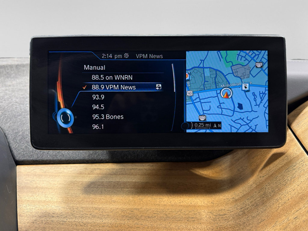 Used 2015 BMW i3 w/ Range Extender image 12