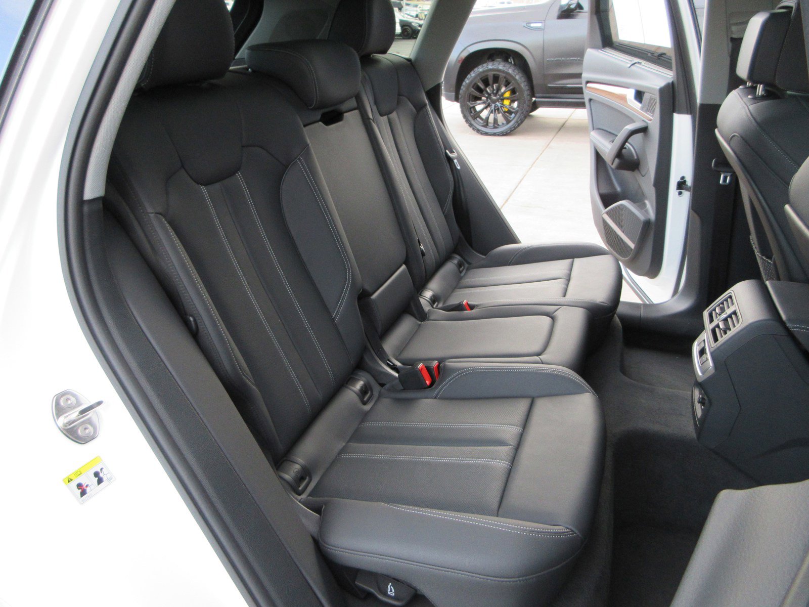 Used 2023 Audi Q5 2.0T Premium Plus w/ Premium Plus Package image 22