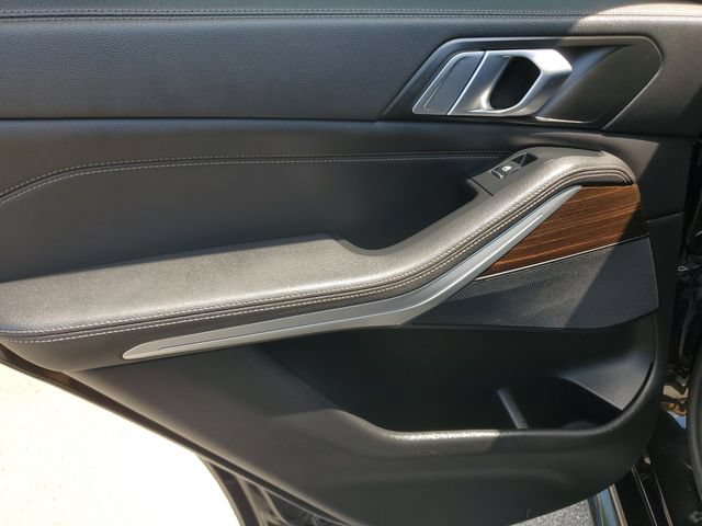 Used 2020 BMW X5 sDrive40i w/ M Sport Package RWD image 17