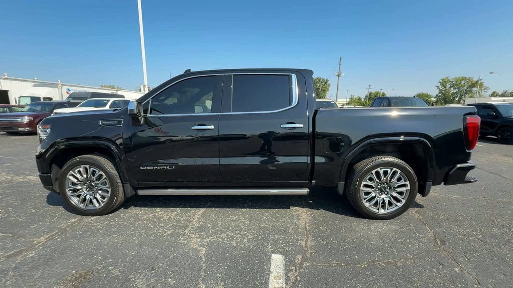 Used 2025 GMC Sierra 1500 Denali Ultimate AWD/4WD image 5
