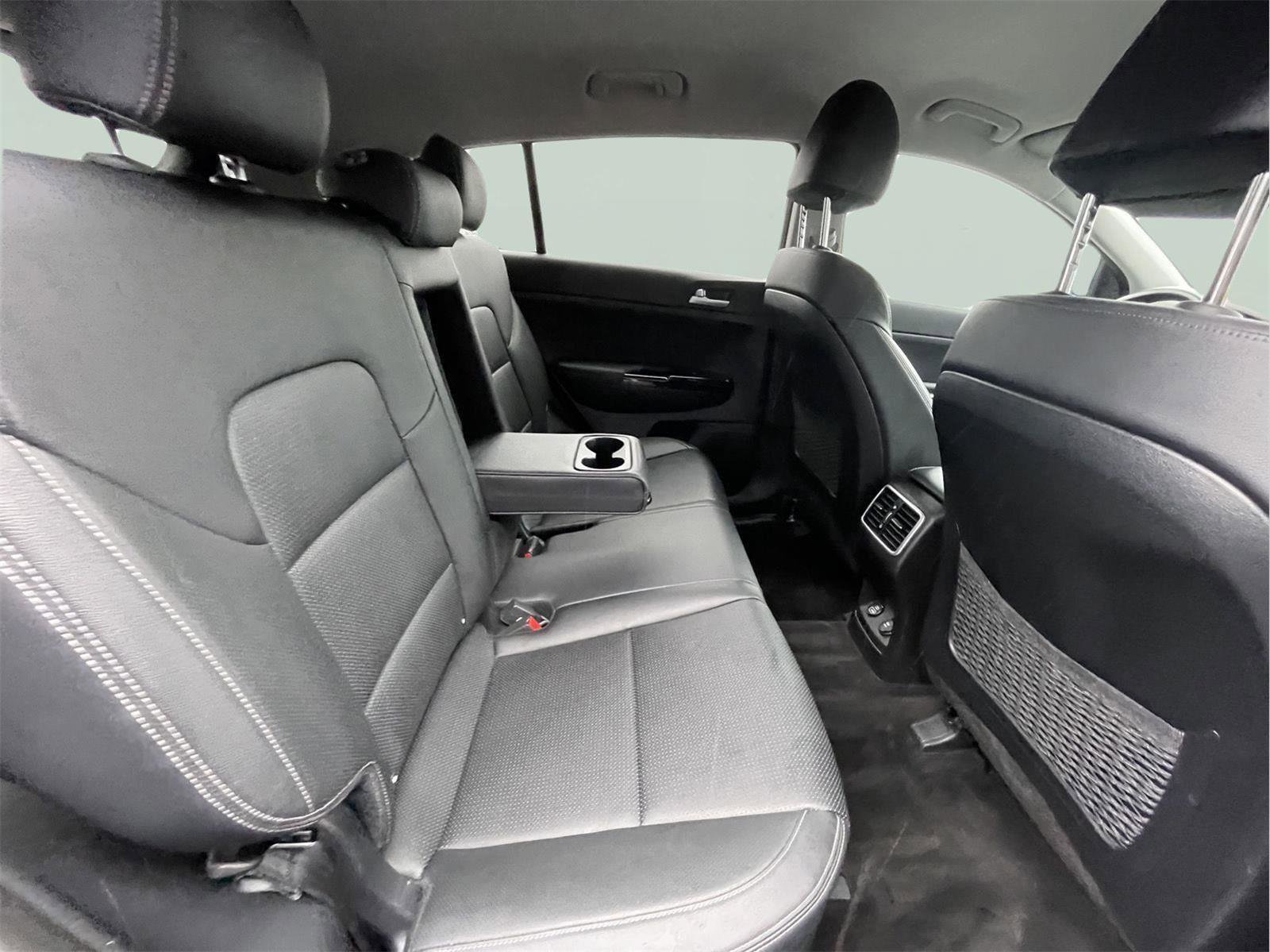 Used 2020 Kia Sportage EX AWD/4WD image 19