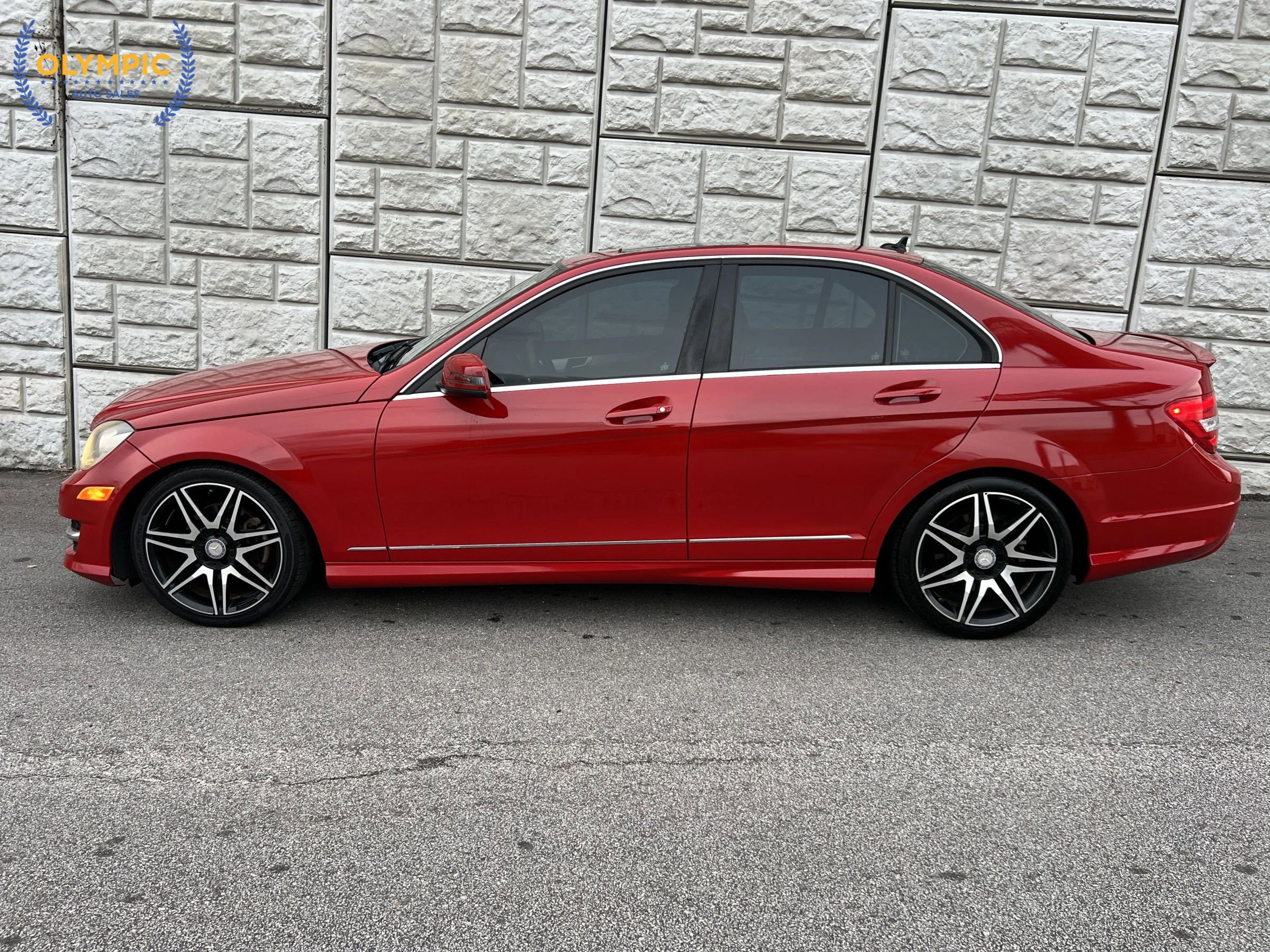 Used 2014 Mercedes-Benz C 250 Sedan w/ Premium 1 Package image 7