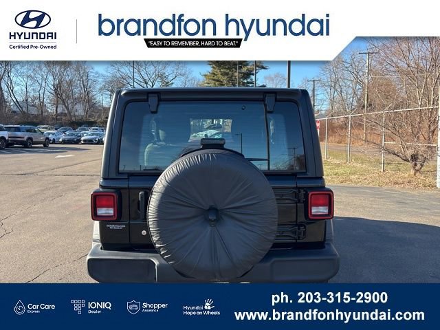 Used 2023 Jeep Wrangler Sport image 5