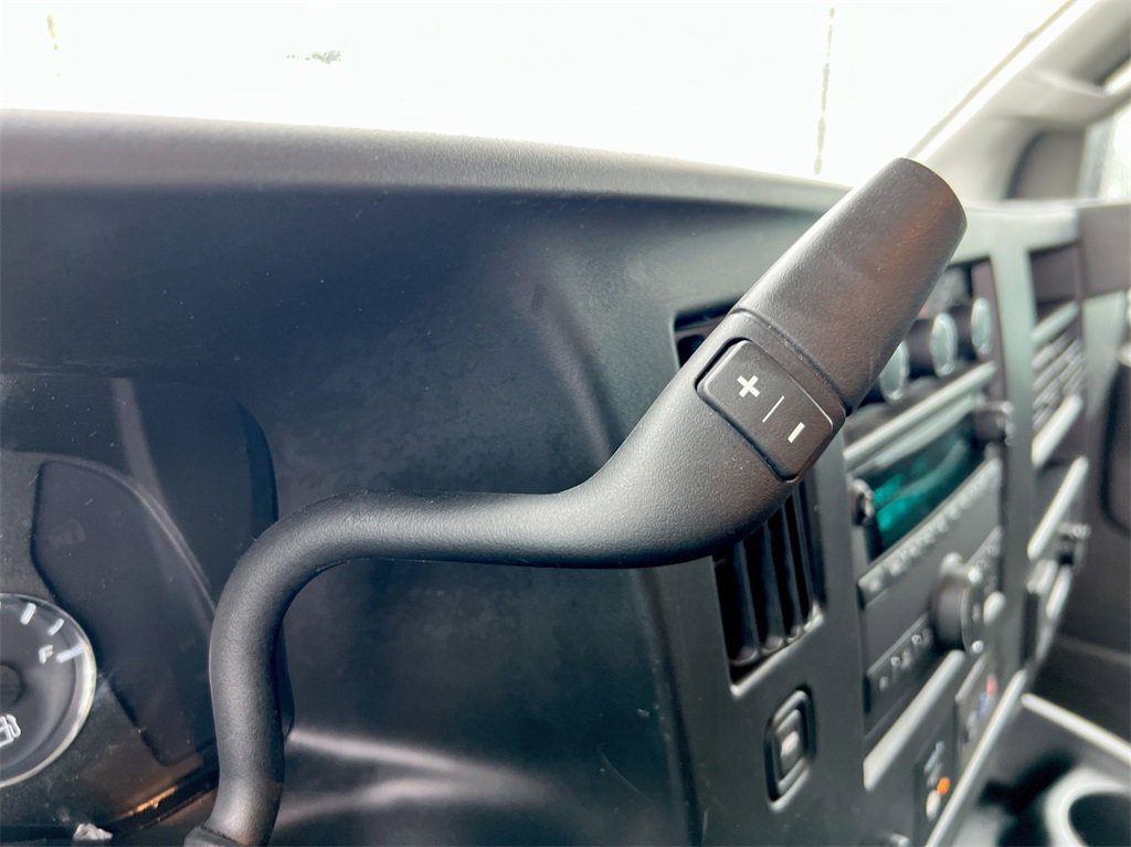 Used 2022 GMC Savana 2500 w/ Driver Convenience Package image 14