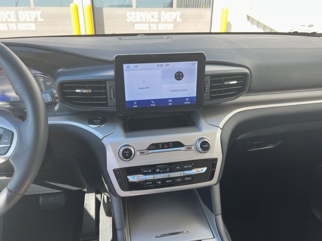Used 2022 Ford Explorer XLT w/ Class IV Trailer Tow Package image 30