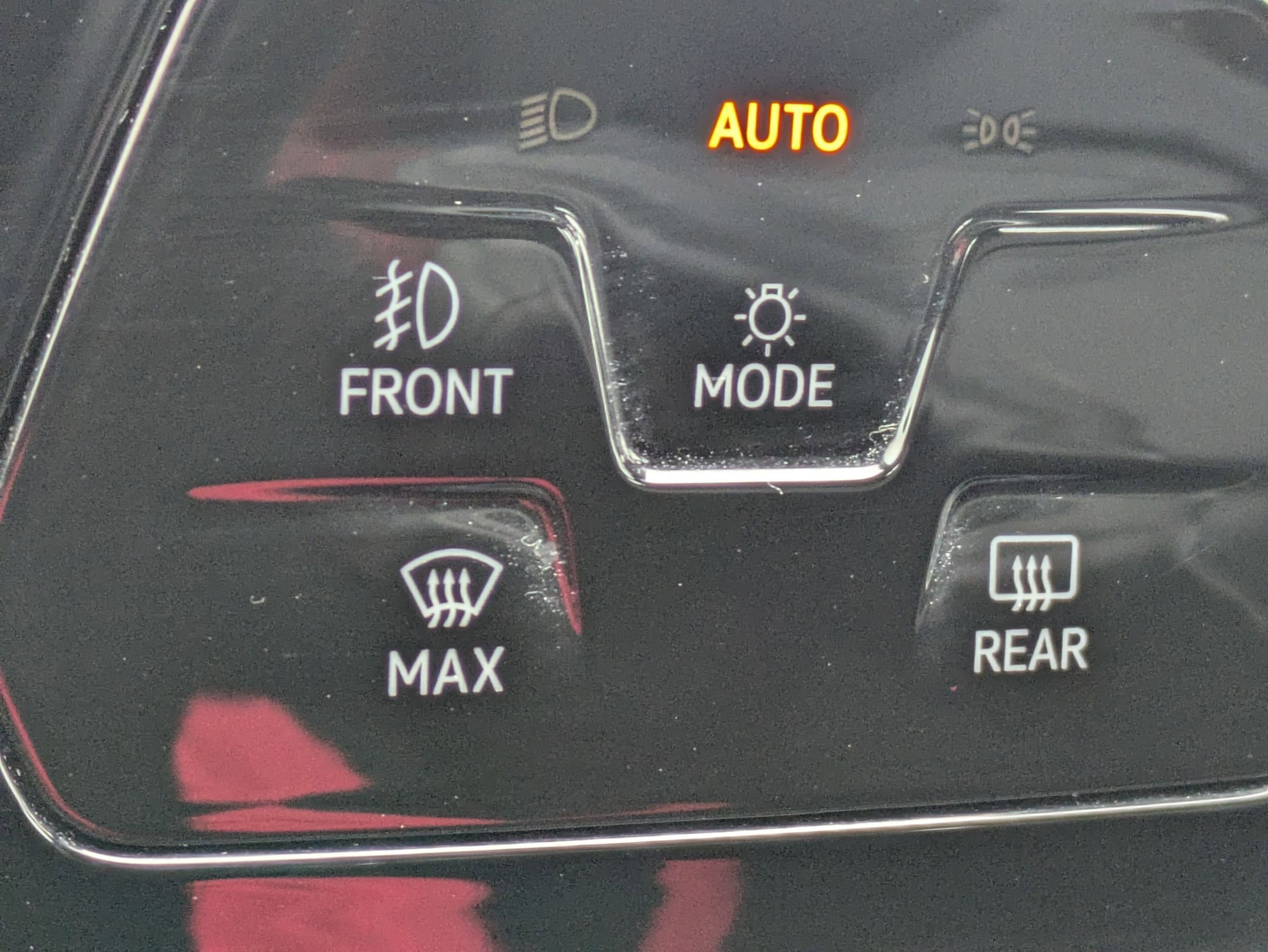 Used 2025 Volkswagen GTI SE image 22