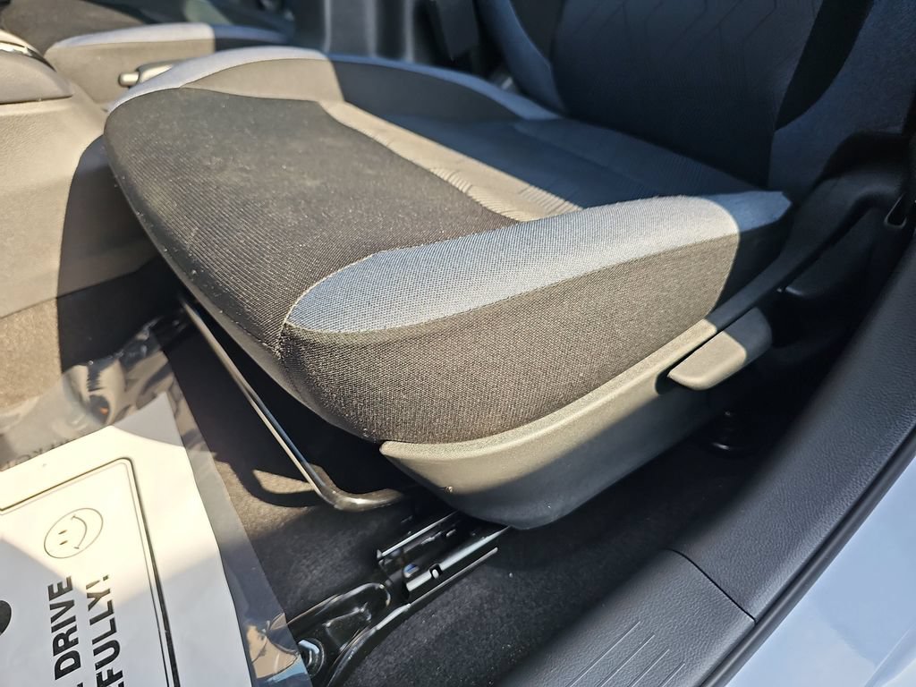 Used 2025 Nissan Versa SV w/ Trunk Package FWD image 27