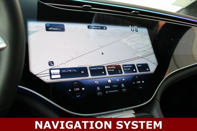 Used 2023 Mercedes-Benz EQS 580 4MATIC Sedan image 3