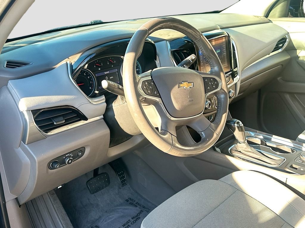 Used 2020 Chevrolet Traverse LT w/ Driver Confidence II Package image 7