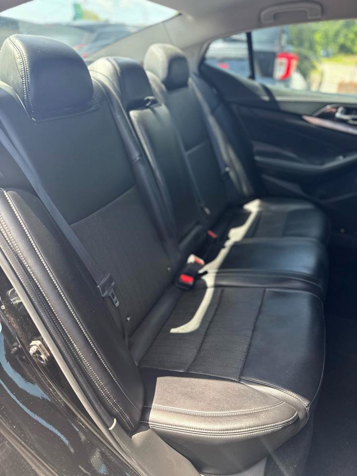 Used 2020 Nissan Maxima 3.5 SV w/ Floor Mat Group FWD image 13