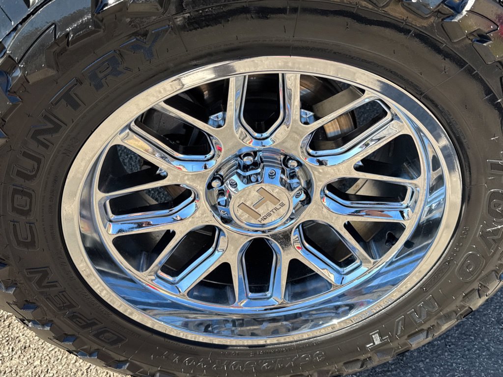Used 2022 Chevrolet Silverado 1500 LTZ AWD/4WD image 48