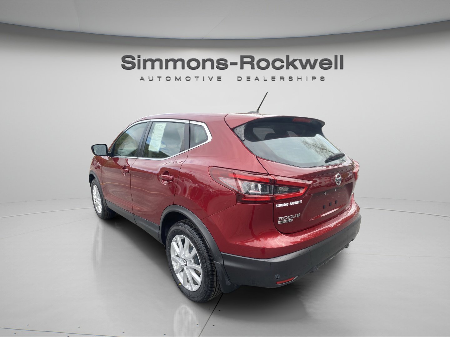 Used 2022 Nissan Rogue Sport S image 7