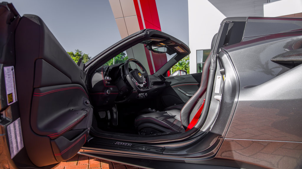 Used 2018 Ferrari 488 Spider RWD image 14