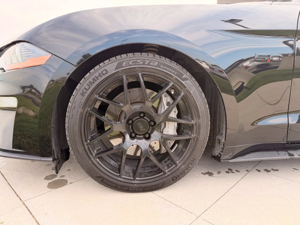 Used 2018 Ford Mustang GT Premium RWD image 13