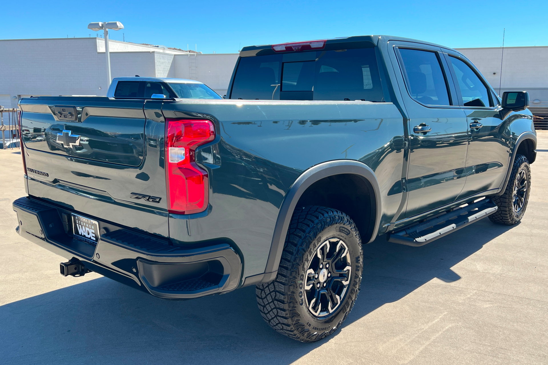 Used 2026 Chevrolet Silverado 1500 ZR2 AWD/4WD image 6