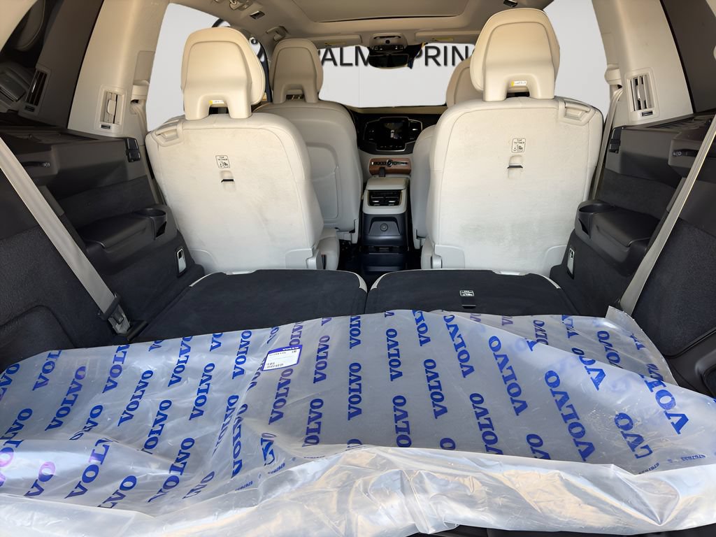 Used 2022 Volvo XC90 T8 Inscription Expression w/ Advanced Package AWD/4WD image 12