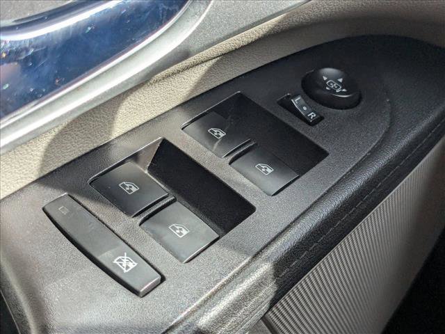 Used 2016 Chevrolet Equinox LT w/ Convenience Package image 12