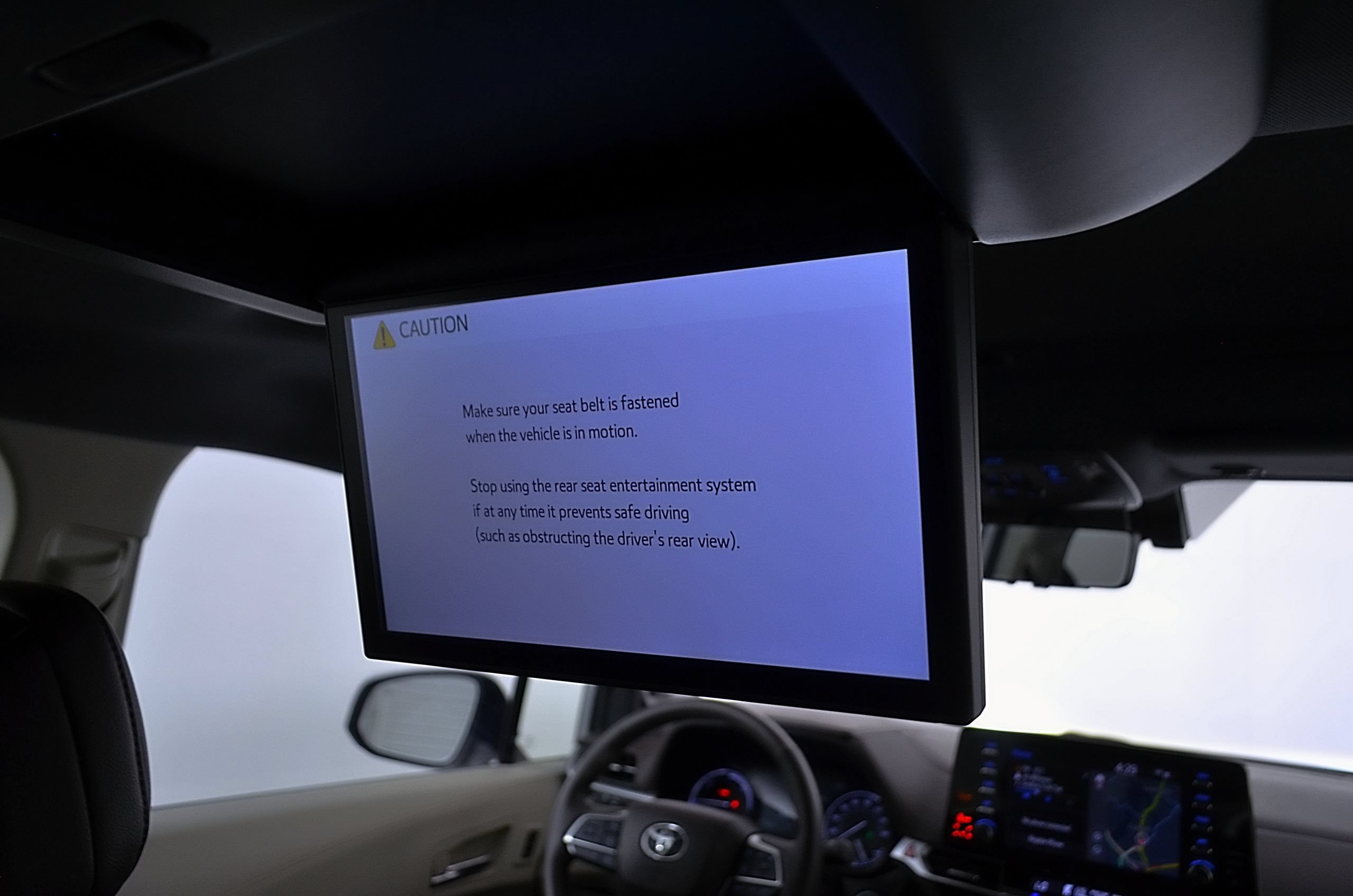 Used 2024 Toyota Sienna Platinum FWD image 34