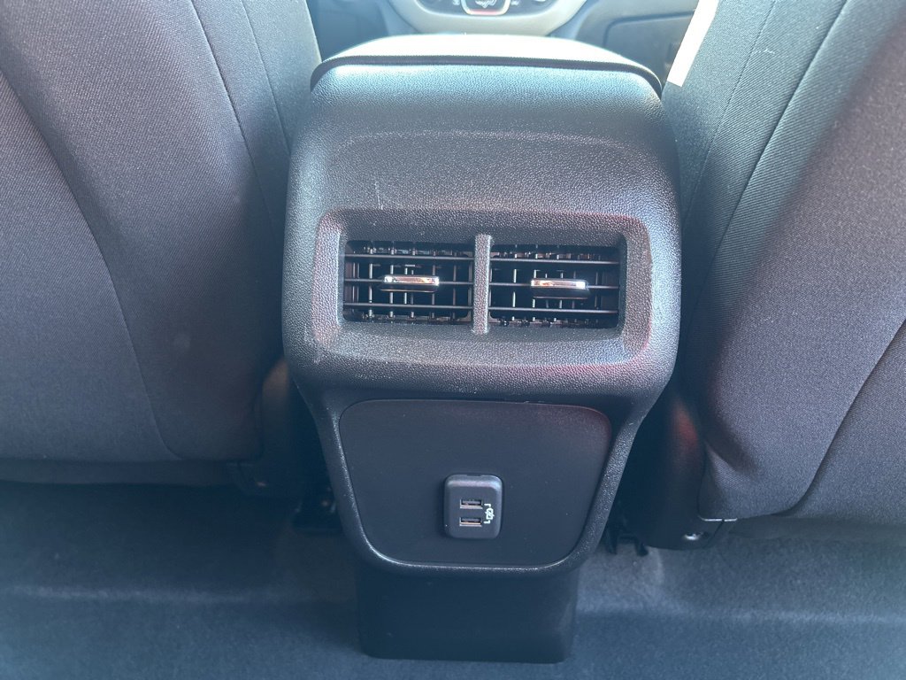 Used 2022 Chevrolet Equinox LS image 45