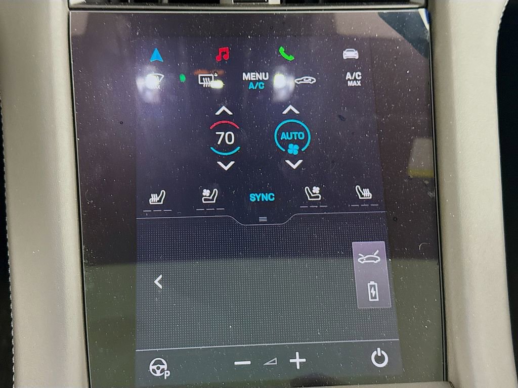 Used 2024 Porsche Taycan GTS image 16