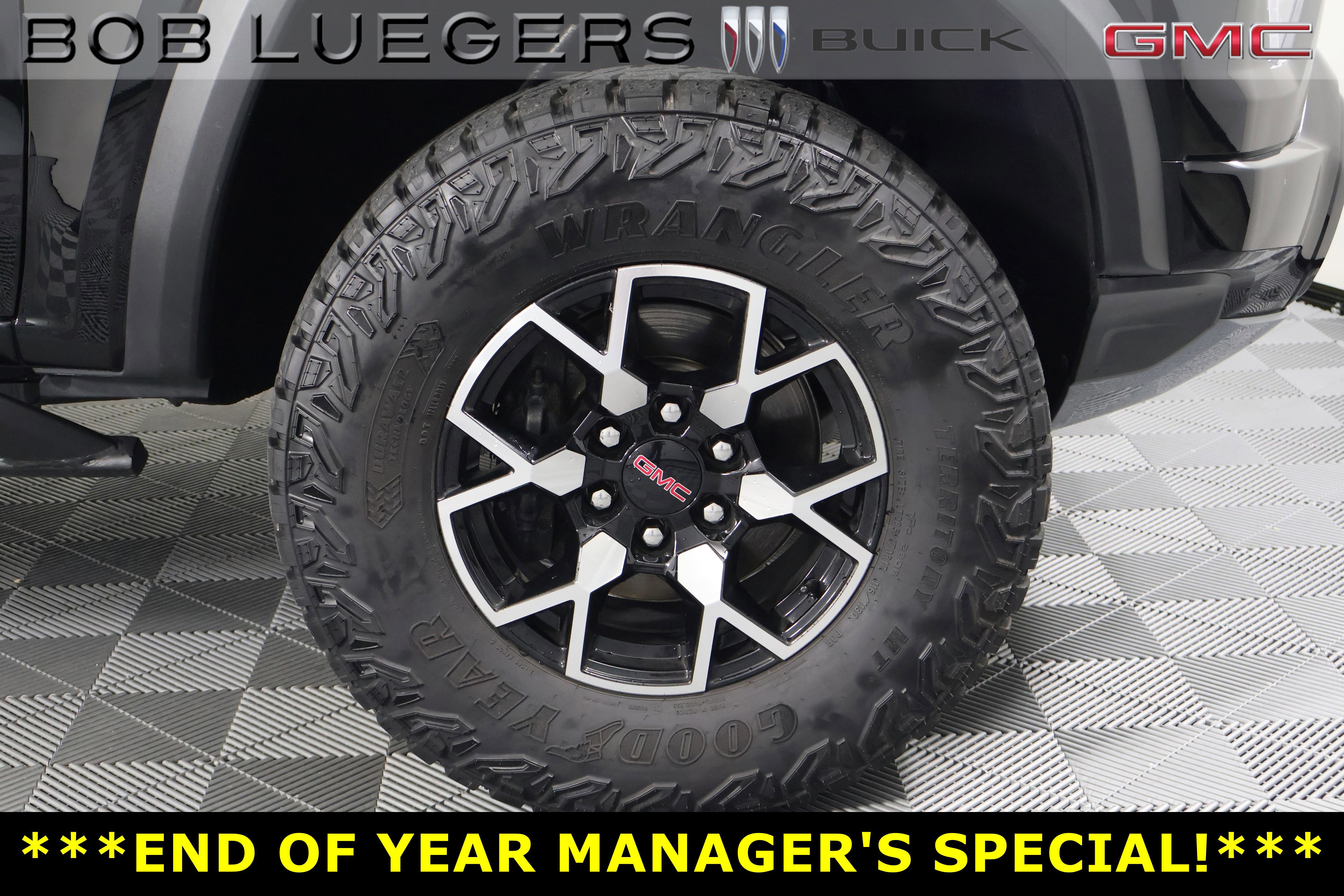 Certified 2023 GMC Canyon AT4X image 3