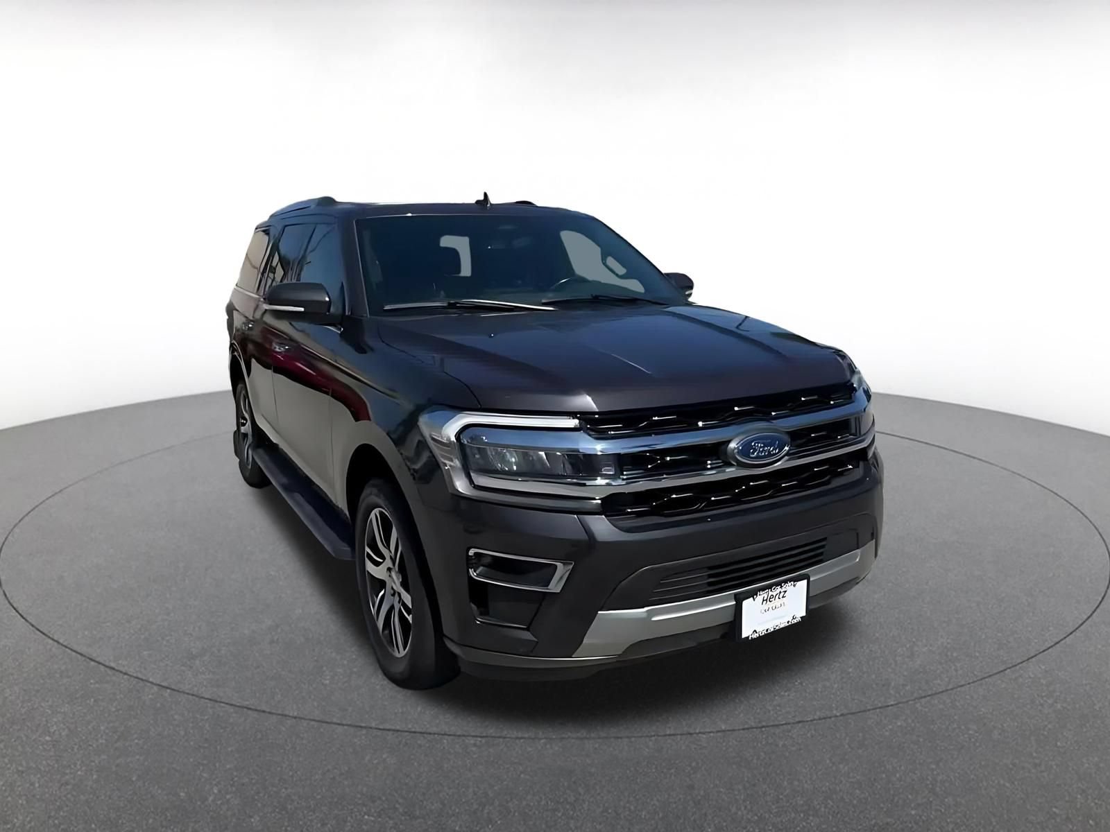 Used 2024 Ford Expedition Limited AWD/4WD image 3