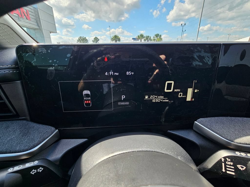 Certified 2025 Nissan Kicks SV w/ SV Premium Package AWD/4WD image 20