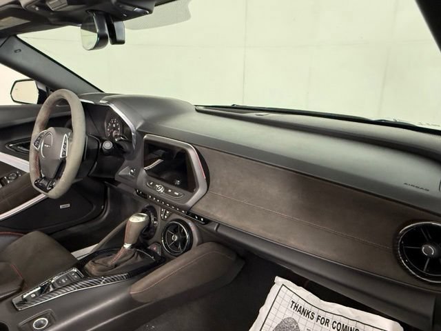 Used 2017 Chevrolet Camaro ZL1 RWD image 27