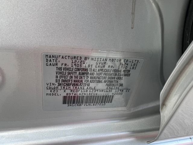 Used 2022 Nissan Versa SR image 32