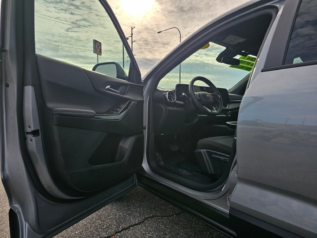 Certified 2026 Chevrolet Equinox LT AWD/4WD image 28