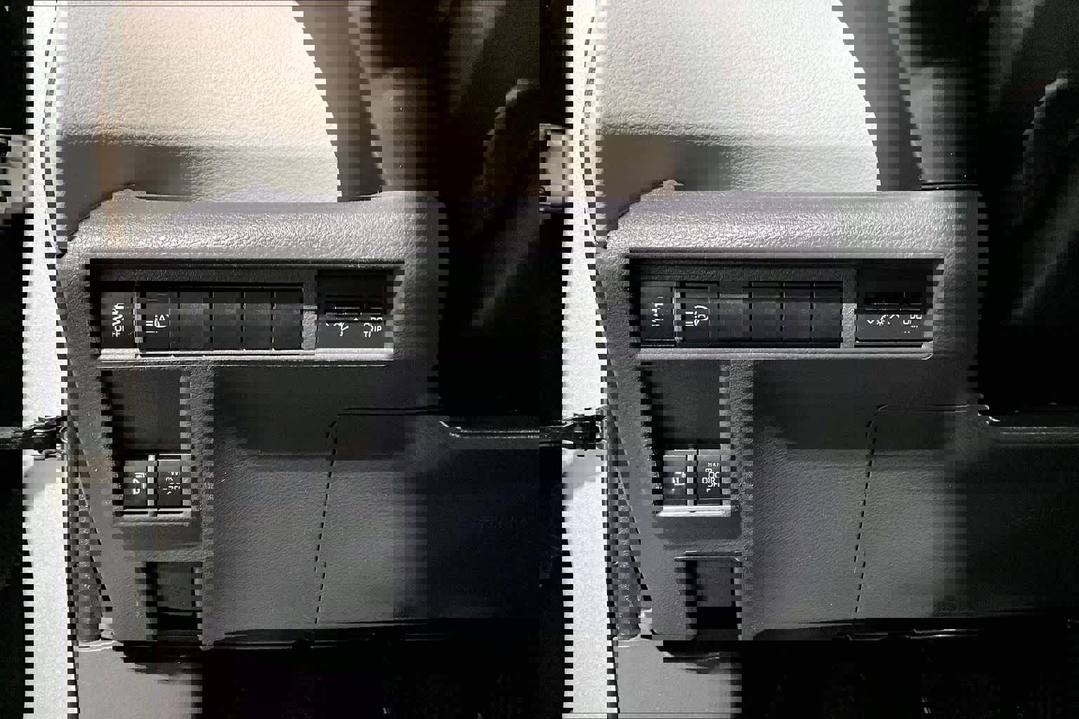 Certified 2022 Toyota Sienna LE image 34