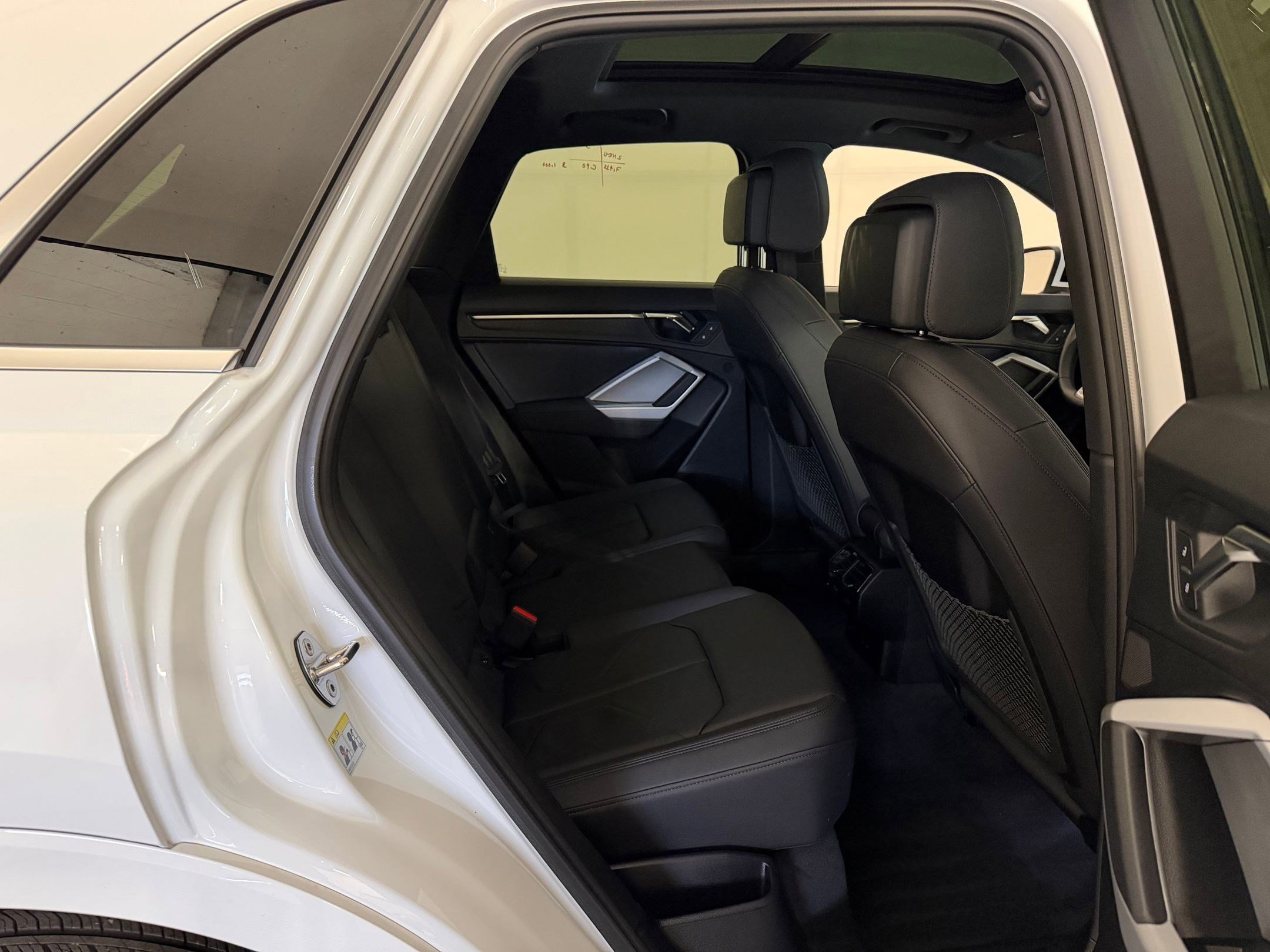 Certified 2025 Audi Q3 2.0T Premium w/ Convenience Package image 29