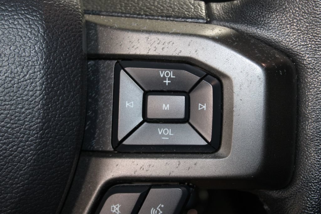 Used 2019 Ford Expedition XLT w/ Equipment Group 201A AWD/4WD image 39