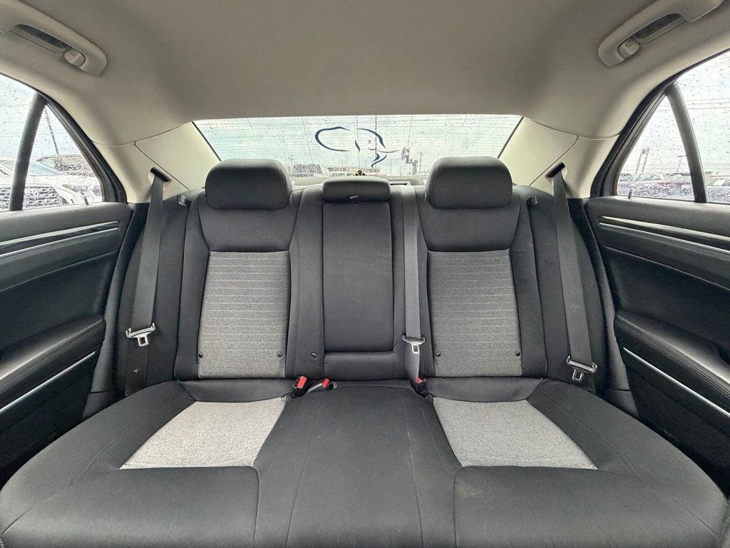 Used 2022 Chrysler 300 Touring w/ Sport Appearance Package RWD image 23