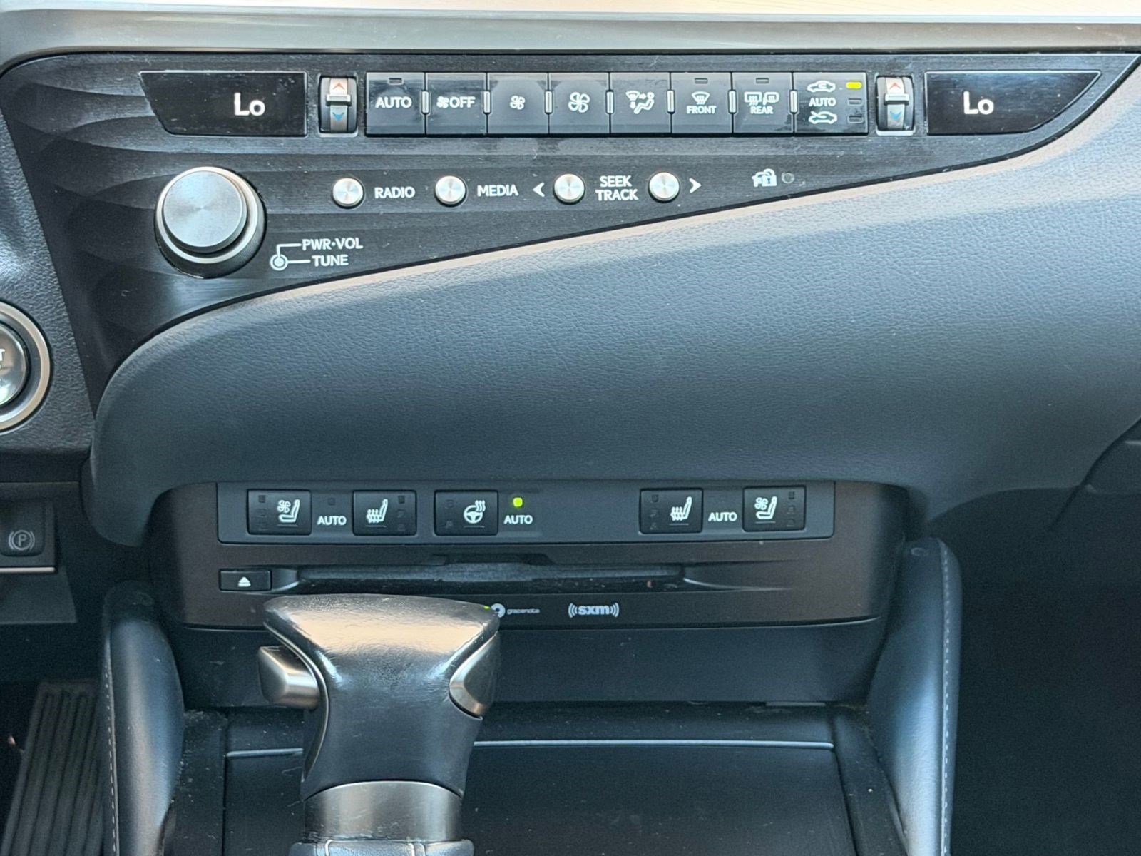 Used 2021 Lexus ES 250 w/ Premium Package AWD/4WD image 16