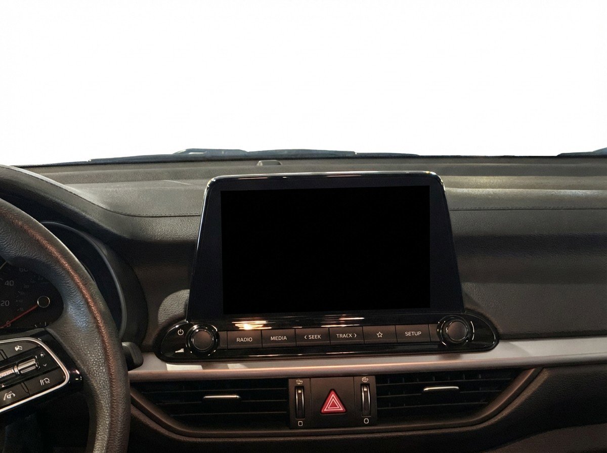 Used 2024 Kia Forte LXS w/ LXS Technology Package FWD image 17