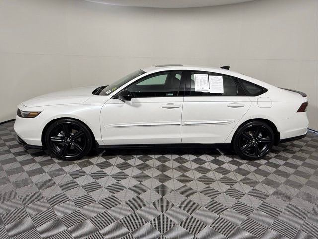 Used 2024 Honda Accord Sport image 3
