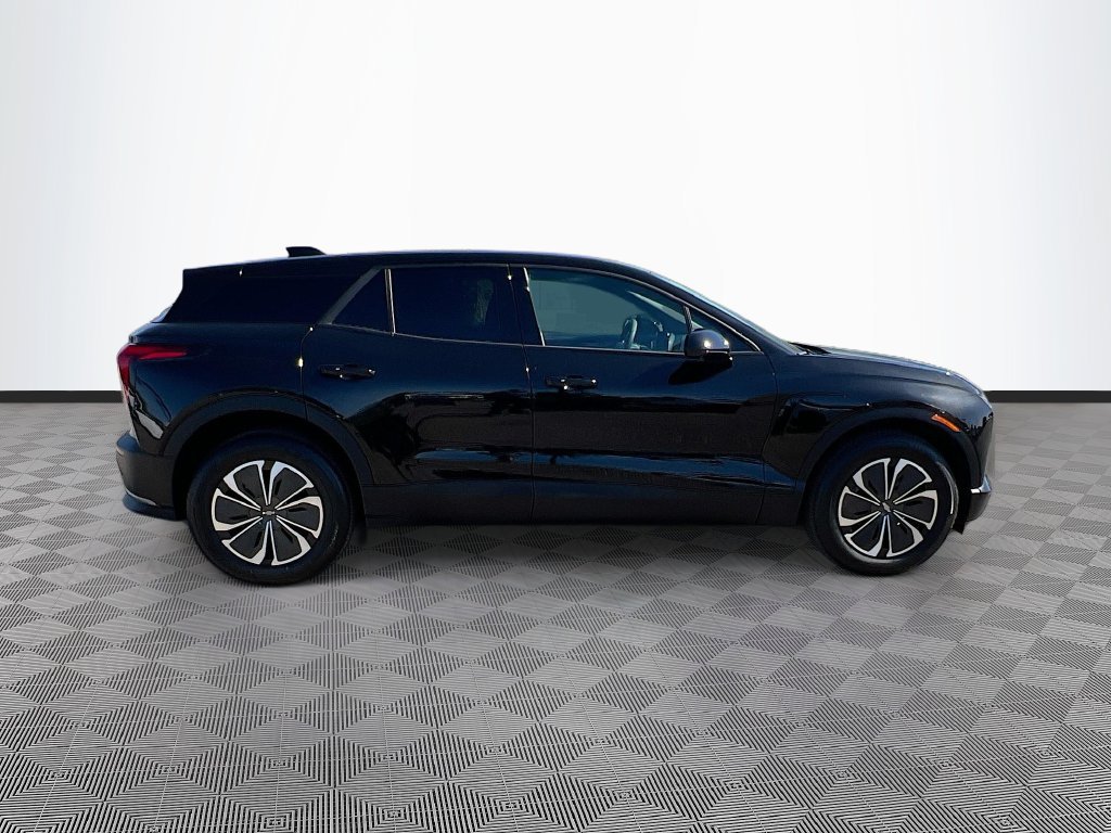 Used 2025 Chevrolet Blazer EV LT FWD image 8
