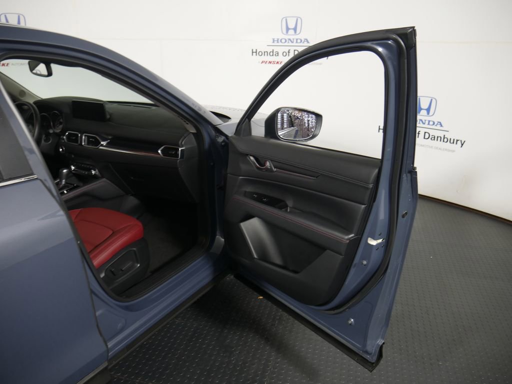 Used 2023 MAZDA CX-5 Carbon Edition image 7