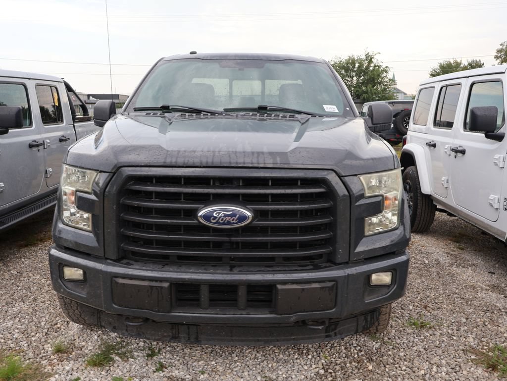 Used 2016 Ford F150 XLT w/ Equipment Group 302A Luxury AWD/4WD image 4