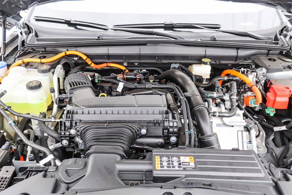 Used 2025 Lincoln Nautilus Premier image 13