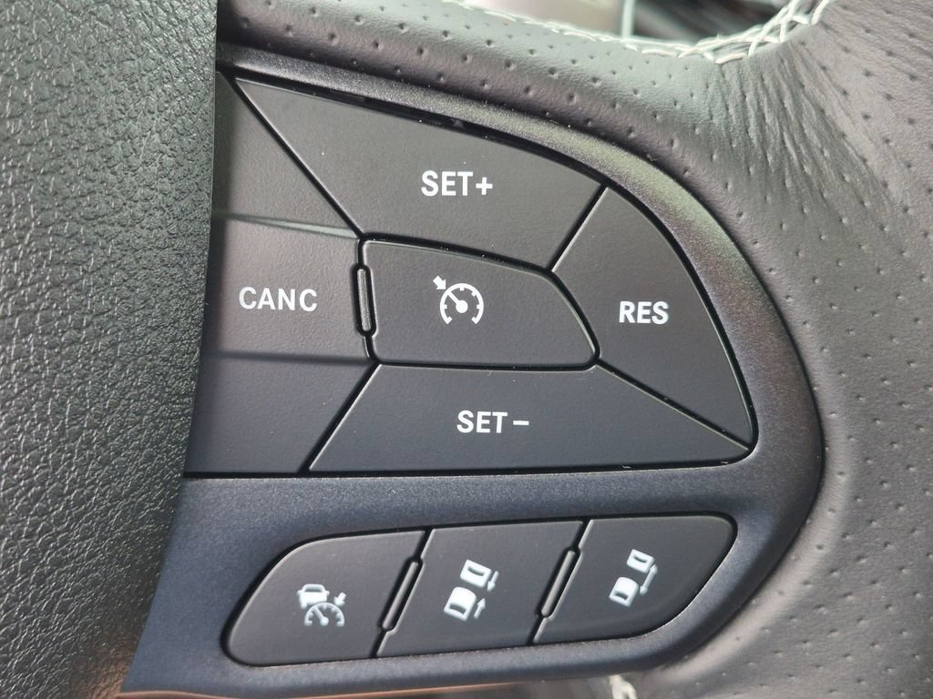 New 2026 Dodge Durango SRT Hellcat w/ Premium Group AWD/4WD image 16