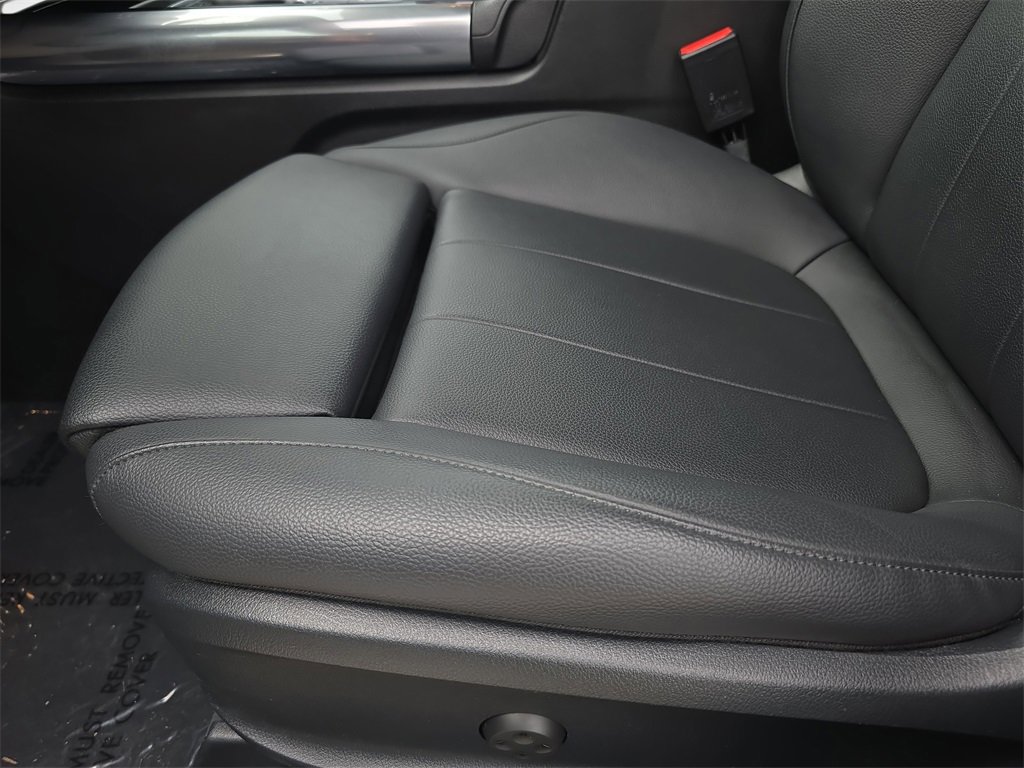 Used 2021 Mercedes-Benz GLA 250 4MATIC image 29