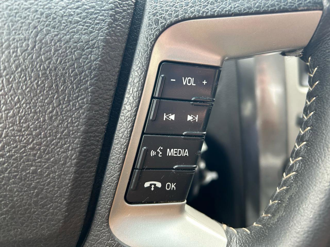 Used 2012 Ford Fusion SEL image 19