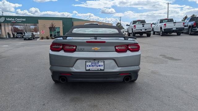 Used 2023 Chevrolet Camaro LT RWD image 16
