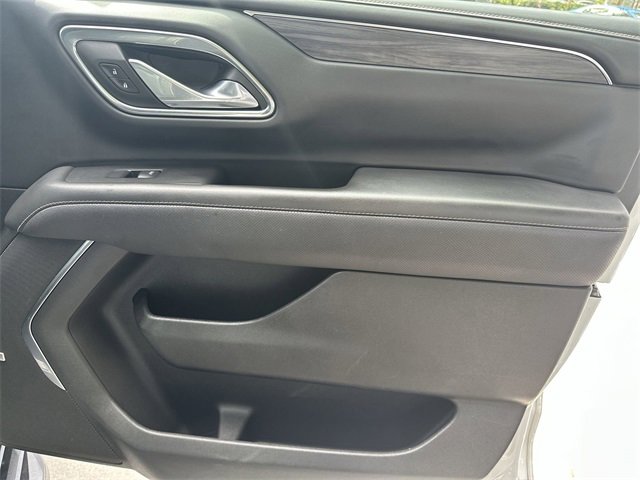 Used 2023 GMC Yukon SLT image 37